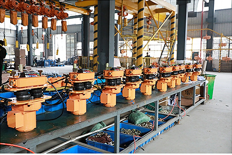 环链电动葫芦配件厂家组装车间